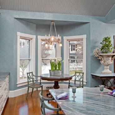Breakfast Alcove in Kitchen
